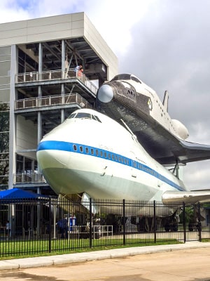 Space Center Houston site visit for Rice University's Aerospace & Aviation Academy