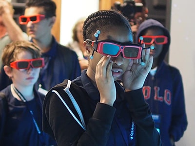 Students at NYLF Explore STEM Alumni participate in a virtual reality (VR) exploration of the Red Planet (Mars)