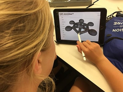 Student uses CAD software at NYLF Explore STEM